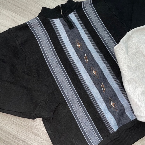 Sweater bundle - Picture 2 of 3